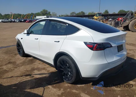 2023 Tesla Model Y Awd/Long Range Dual Motor All-Wheel Drive из США, поврежденный, VIN 7SAYGDEE4PA070722
